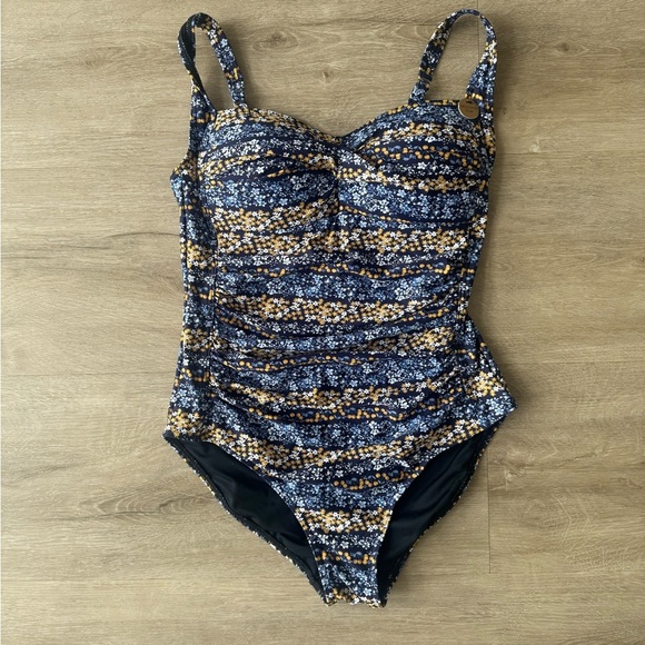 New Niptuck Joanne One Piece Floral Cherry Print Navy Blue SZ 8 - Picture 2 of 10